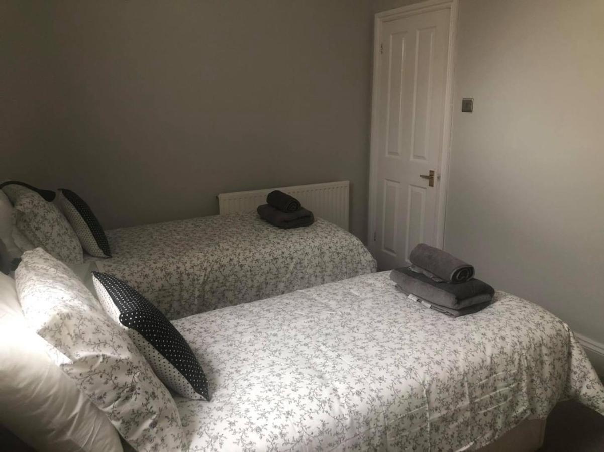 Palm Dene Holiday Apartment 佩恩顿 外观 照片